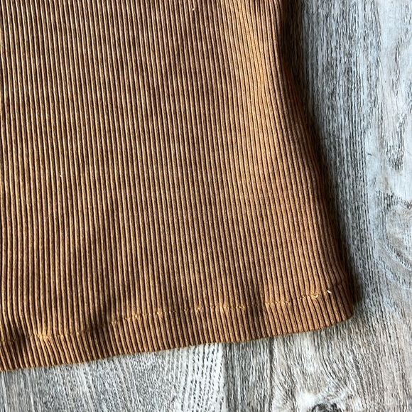 Citizens of Humanity Top Brown Parie Twist Top Size Medium Short Sleeve - Picture 4 of 15